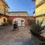 Casa Di Klara With Covered Parking & Terrace Apartment