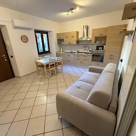 Apartment Casa Di Klara With Covered Parking & Terrace *