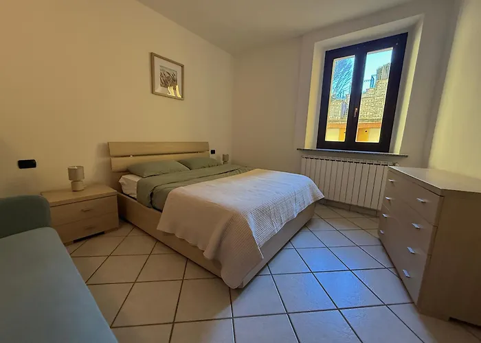 Casa Di Klara With Covered Parking & Terrace Apartamento *